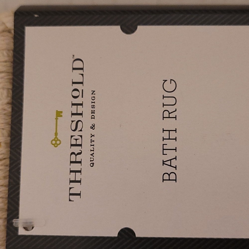 NWT Threshold Bath Rug - Picture 14 of 16